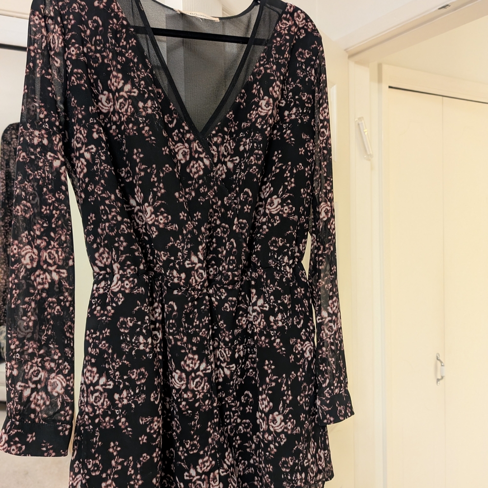 BCBGENERATION Black Floral Sheer Back Romper Size M